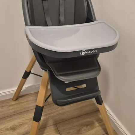 Luxsuite Still Und Komfort 1 Balkon Grill Tv-75 Zoll * דינסלאקן