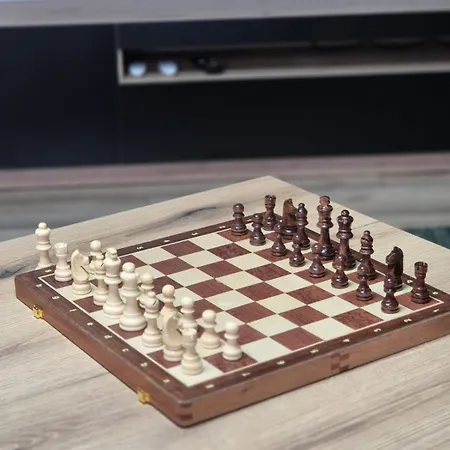 Luxsuite Still Und Komfort 1 Balkon Grill Tv-75 Zoll דירה דינסלאקן