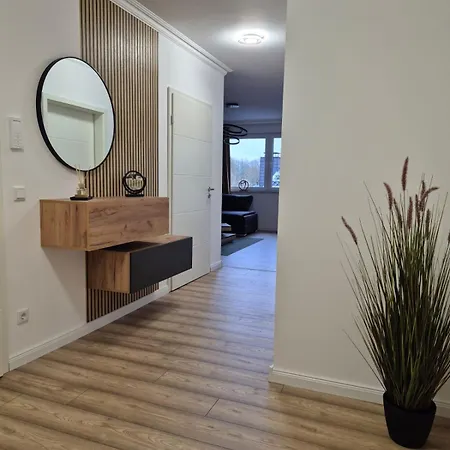 Luxsuite Still Und Komfort 1 Balkon Grill Tv-75 Zoll Dinslaken
