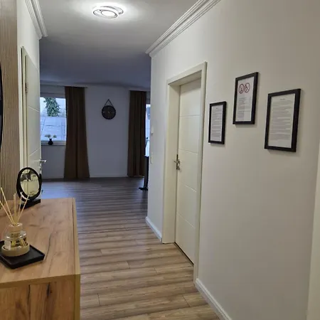 Apartment Luxsuite Still Und Komfort 1 Balkon Grill Tv-75 Zoll *