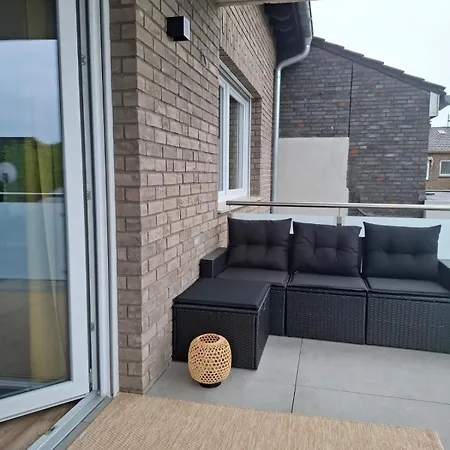 Apartment Luxsuite Still Und Komfort 1 Balkon Grill Tv-75 Zoll Dinslaken