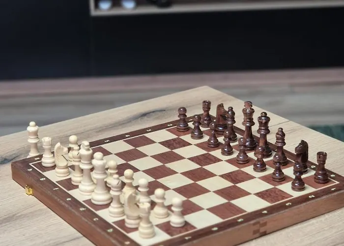 Luxsuite Still Und Komfort 1 Balkon Grill Tv-75 Zoll דירה דינסלאקן