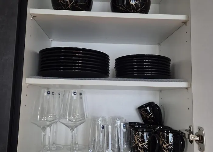 Luxsuite Still Und Komfort 1 Balkon Grill Tv-75 Zoll